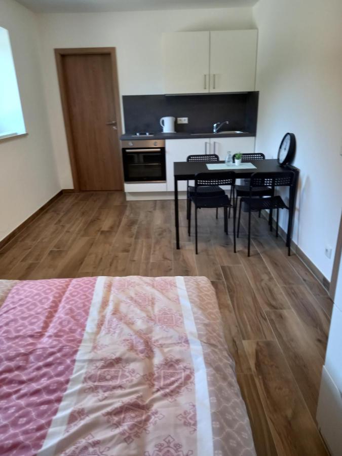 Ferienwohnung Heimatliebe Bruckmaier Neustadt an der Donau Exterior foto
