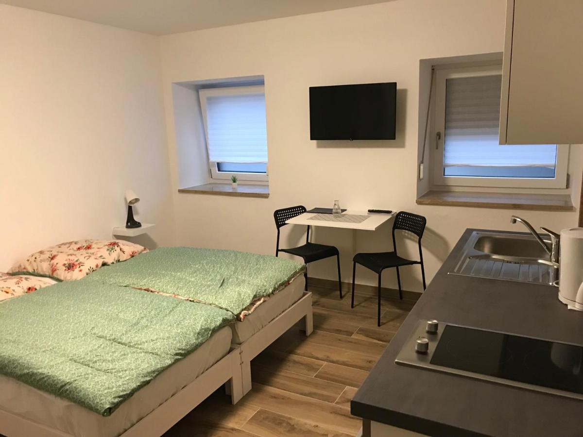 Ferienwohnung Heimatliebe Bruckmaier Neustadt an der Donau Exterior foto